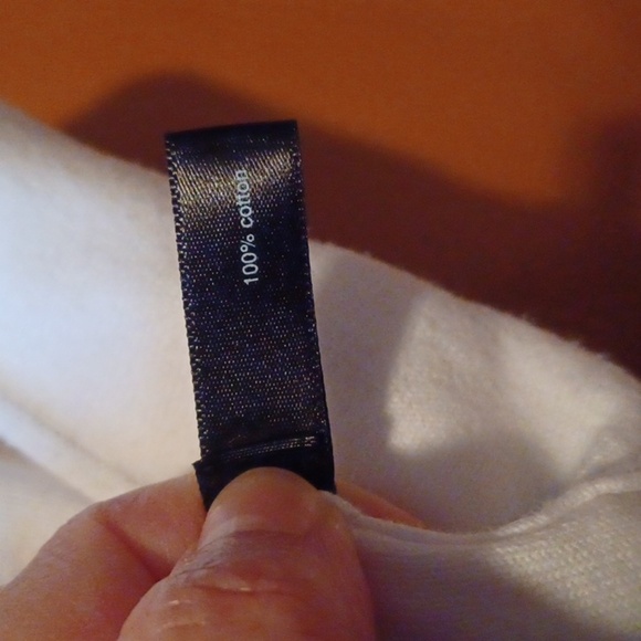 🍭🌺Elegant White Drape Neck Top - Picture 5 of 11